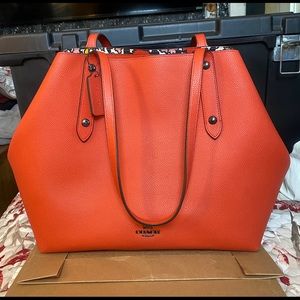 Coach tote